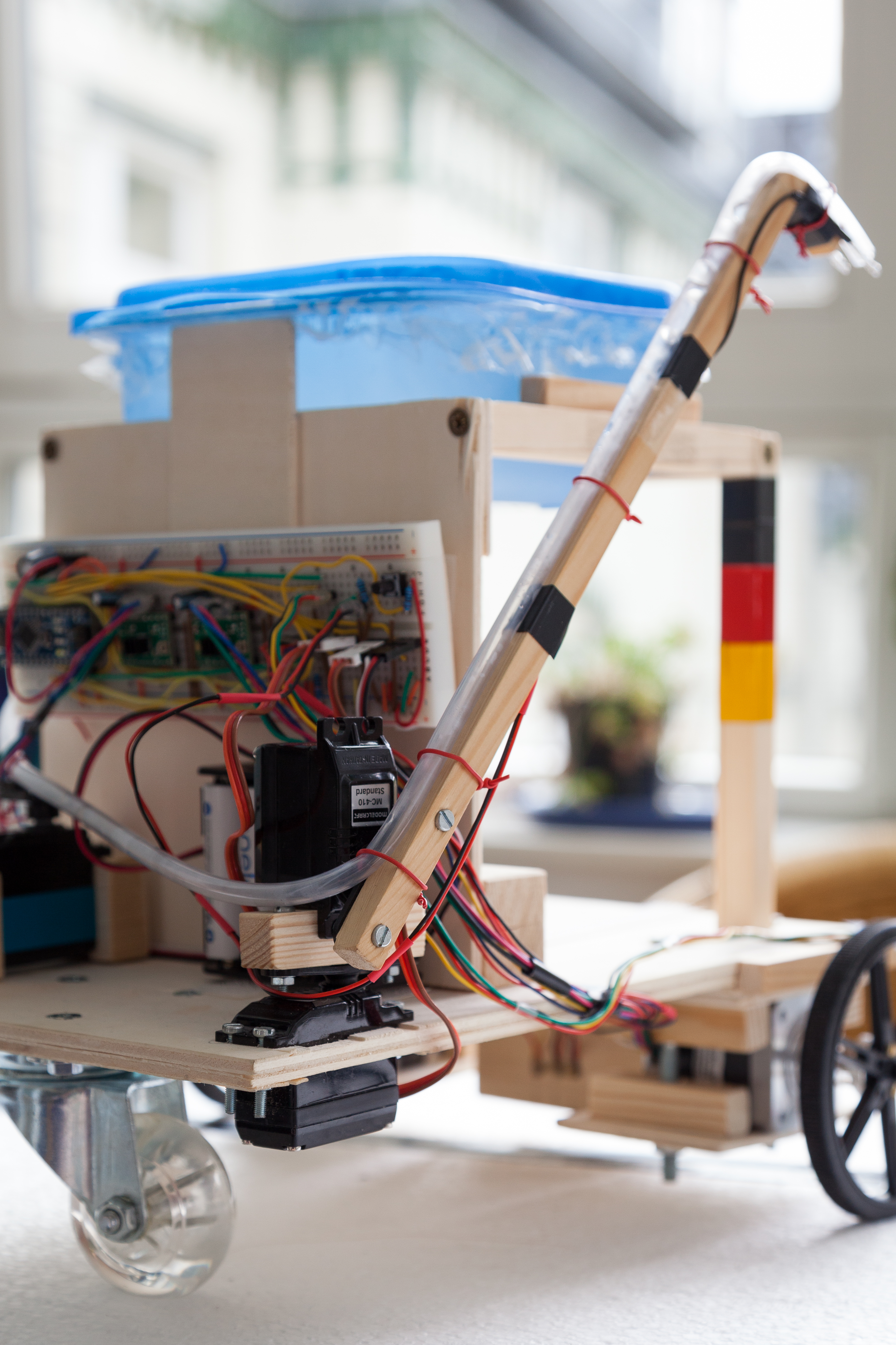 projekte2014:schnaps-runden-roboter:projektdokumentation:img_2767.jpg